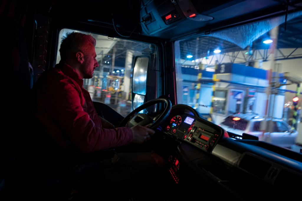 Night Driving Safety for Truckers S&V Delta Towing and Recovery