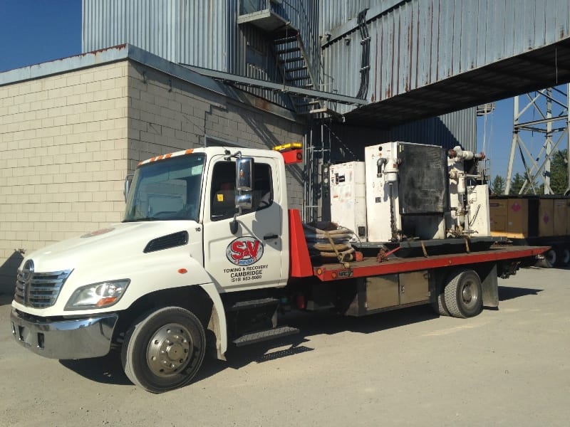 Cambridge heavy equipment towing