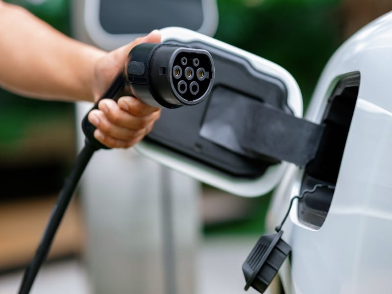 Cambridge EV towing