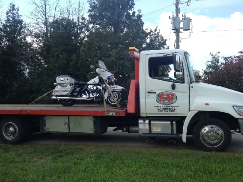 Cambridge flatbed towing